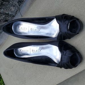 Women's black satin high heel shoes size 6.5